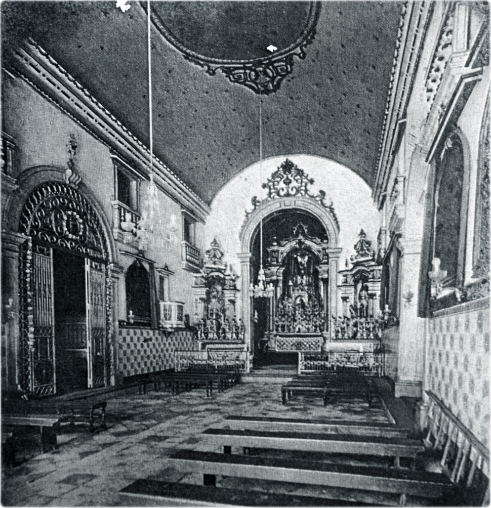 Interior Igreja Ajuda